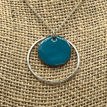 Load image into Gallery viewer, Circle &amp; Disk Necklace
